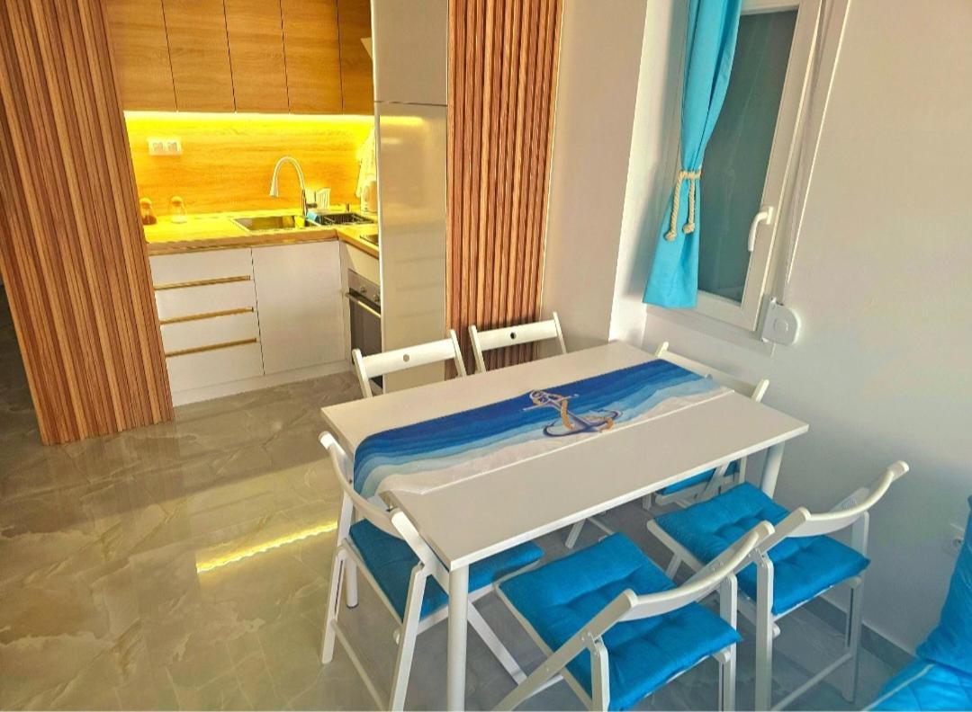 Sun Sea No 7 First Line Apartamento Peraía Exterior foto